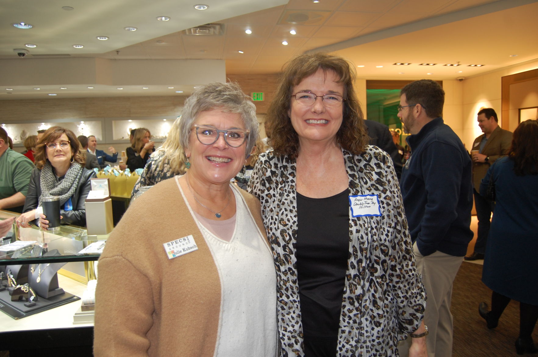 Julie Kubsch, Angie Prang